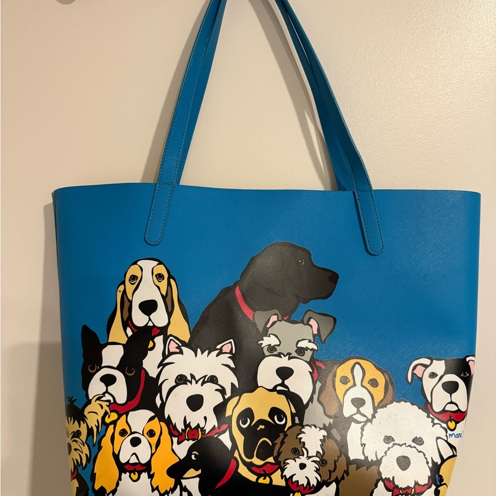 Marc Tetro group dog tote in blue.